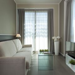 Hotel The One 4* Люкс с различными типами кроватей