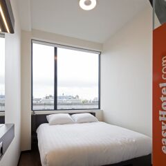 Отель easyHotel Amsterdam City Centre South 2* Стандартный номер с различными типами кроватей