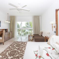 Отель Be Live Experience Hamaca Beach - All Inclusive 3* Улучшенный номер с различными типами кроватей