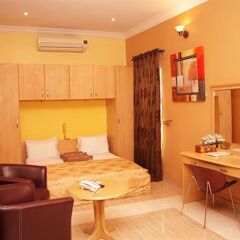 Solitude Hotel Victoria Island 4* Стандартный номер с различными типами кроватей