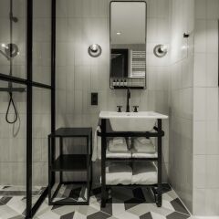 Отель V Fizeaustraat 4* Номер Делюкс фото 3