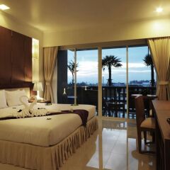 Отель Princess Seaview Resort & Spa 4* Номер Делюкс с различными типами кроватей фото 4