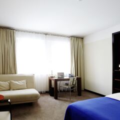 Hotel Maximilian 4* Номер Делюкс с различными типами кроватей