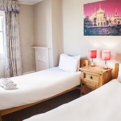 The Queensbury Hotel 2* Стандартный номер с 2 отдельными кроватями