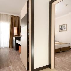 Отель Aydinbey Famous Resort Богазкент комната для гостей фото 3