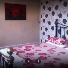 Отель Russell Guest House с домашними животными