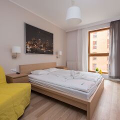 Апартаменты Apartinfo Aura Apartments Студия Делюкс с двуспальной кроватью