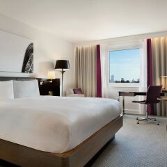 Отель Hilton London Angel Islington 4* Номер Делюкс с различными типами кроватей