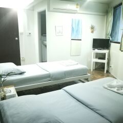 The Hostel 16 Стандартный номер с 2 отдельными кроватями
