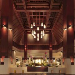 Отель Anantara The Palm Dubai Resort вестибюль