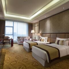 Classical Plaza Hotel 4* Улучшенный номер с различными типами кроватей