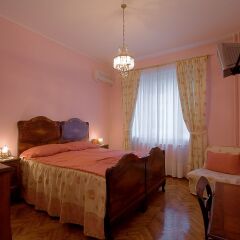Отель Casa Ferrari B & B 3* Стандартный семейный номер с двуспальной кроватью
