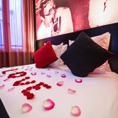 Hotel Montmartre Mon Amour 4* Номер Делюкс с различными типами кроватей