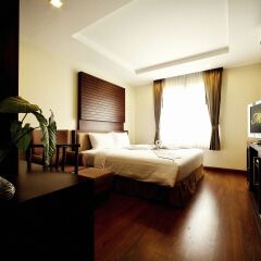 Отель Icheck Inn Sukhumvit Soi 2 4* Улучшенный номер
