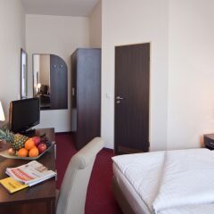 Novum Hotel Eleazar City Center 3* Номер Комфорт разные типы кроватей