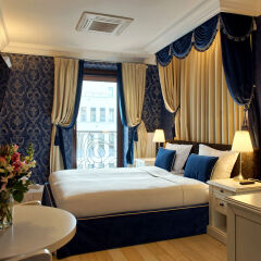 Отель SleepWalker Boutique Suites 3* Номер Делюкс с различными типами кроватей