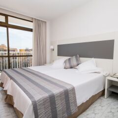 Hotel Amic Miraflores 3* Улучшенный номер с различными типами кроватей