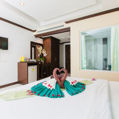 Отель Azure Bangla Phuket комната для гостей фото 14