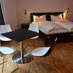 Five Elements Hostel Leipzig Улучшенный номер с различными типами кроватей фото 3