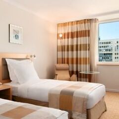 Отель Hilton Düsseldorf 5* Номер Делюкс с различными типами кроватей фото 8