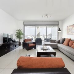 Отель Sea N' Rent - Ramat Aviv 3 Bed Апартаменты