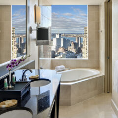 Отель Mandarin Oriental, New York Нью-Йорк ванная