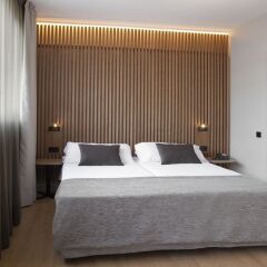 Апарт-отель Atenea Barcelona 4* Номер категории Премиум