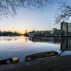 Apollo Hotel Amsterdam, a Tribute Portfolio Hotel вид из окна