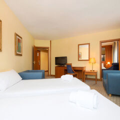 Отель TRYP Barcelona Apolo Барселона комната для гостей фото 13