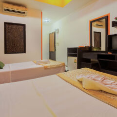 Long Beach Hotel Patong комната для гостей фото 4