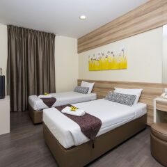 Hotel 81-Dickson 2* Улучшенный номер с 2 отдельными кроватями