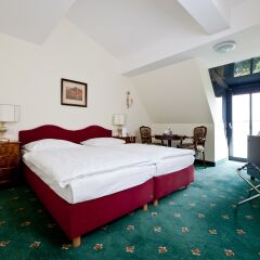 Hotel Regina 4* Улучшенный номер с разными типами кроватей