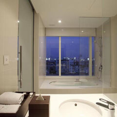 Centara Watergate Pavillion Hotel Bangkok ванная