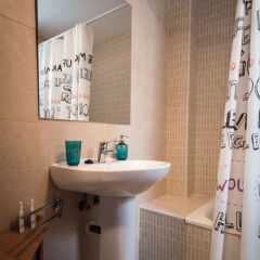 Апартаменты Holidays2Malaga Juan de Mena Apartments комната для гостей фото 10