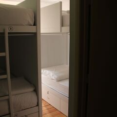 Hub New Lisbon Hostel Кровать в общем номере с двухъярусной кроватью фото 2