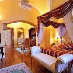 Отель Alchymist Nosticova Palace 5* Полулюкс