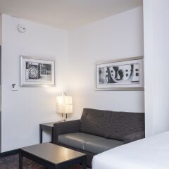 Holiday Inn Express Hotel & Suites Columbus - Polaris Parkway 3* Номер Делюкс