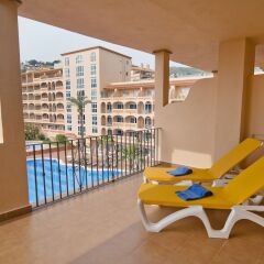 Отель Bahia Tropical 4* Полулюкс