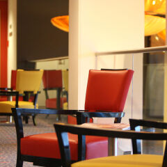 Отель Holiday Inn Munich - Leuchtenbergring лобби