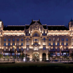 Отель Four Seasons Gresham Palace фасад