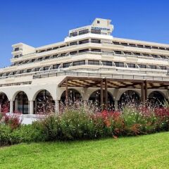 smartline Cosmopolitan Hotel экстерьер