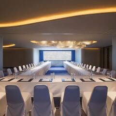 Отель Grand Ambassador Seoul associated with Pullman фото 2
