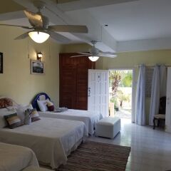 Отель The Inn At Great Bay Treasure Beach Jamaica 3* Стандартный номер