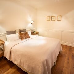 Отель De Tuilerieën - Small Luxury Hotels of the World 4* Полулюкс с различными типами кроватей