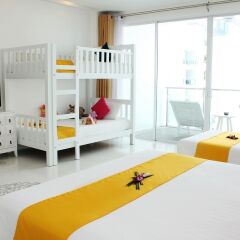 Отель The Old Phuket - Karon Beach Resort 4* Стандартный номер с различными типами кроватей фото 2