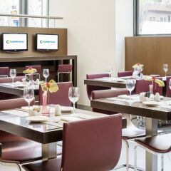 Hotel ILUNION Auditori гостиничный бар
