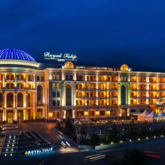 Гостиница Royal Tulip Almaty фасад