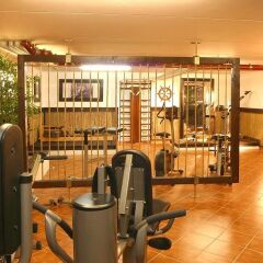 Airport Regentpark Hotel фитнесс-зал фото 2