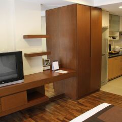 Отель FuramaXclusive Sathorn, Bangkok 4* Улучшенный номер с разными типами кроватей