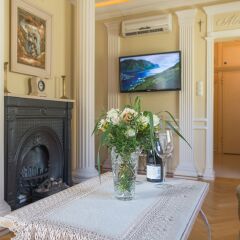 Отель Apartament Aleksander Люкс с различными типами кроватей